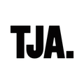 "Tja" Lustiges Deutsch Spruch T-Shirt Statement Tee